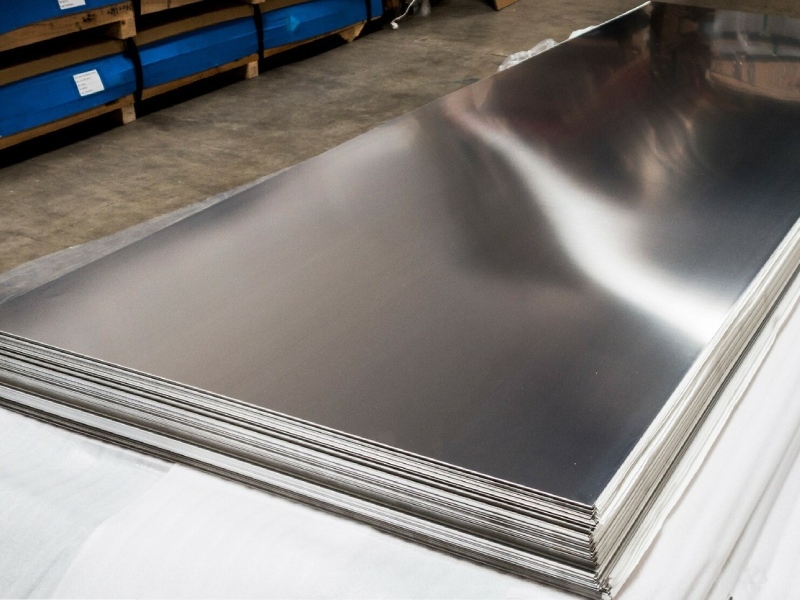 چرا استیل زنگ می زند؟